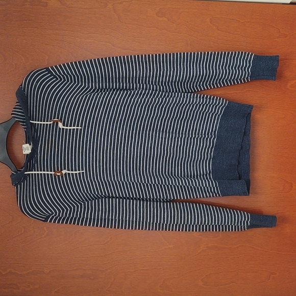 H&M Tops - *FINAL SALE* NWOT H&M Hoodie Size S